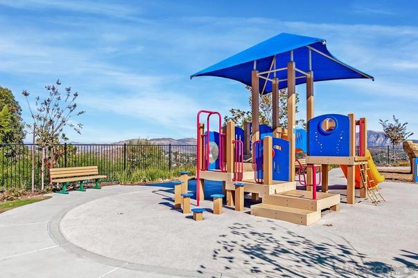 Backyard, Exterior, Playground