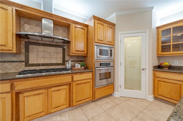 Interior, Kitchen, Stainless Steel Appliances