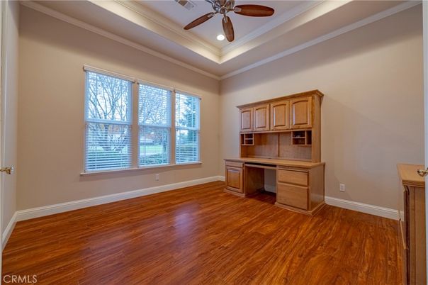 Home Office, Interior, Recessed Lighting, Wood Texture Flooring