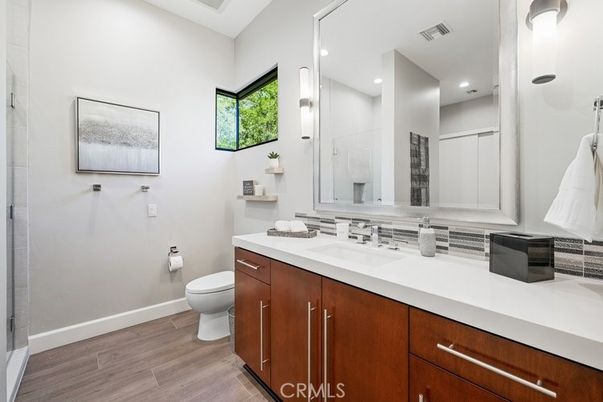 Bathroom, Interior, Recessed Lighting, Wood Texture Flooring