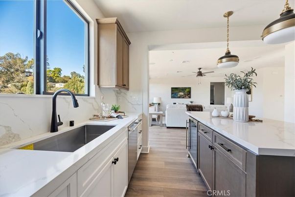 Interior, Kitchen, Living room, Marble Walls, Pendant Lights, Recessed Lighting, Wood Texture Flooring