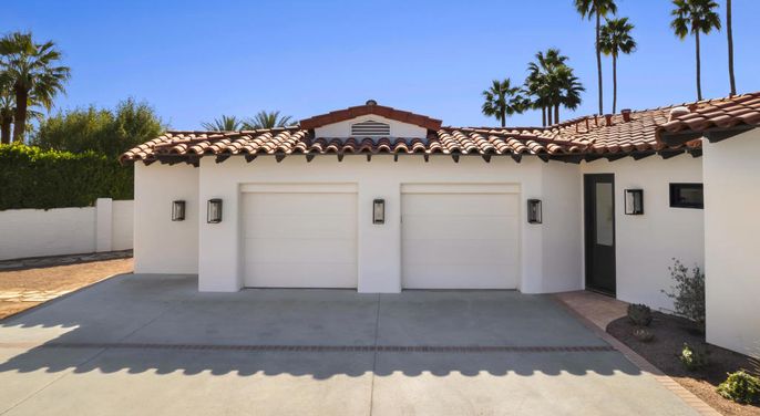 Detached Garage, Exterior