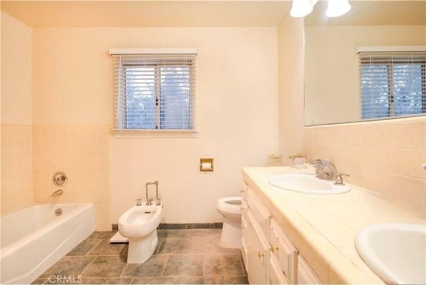 Bathroom, Dual Sink Vanities, Interior, Tile Countertops