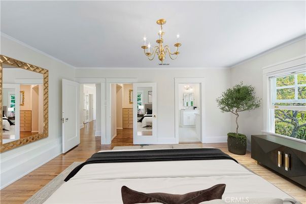 Chandelier, Interior, Wood Texture Flooring