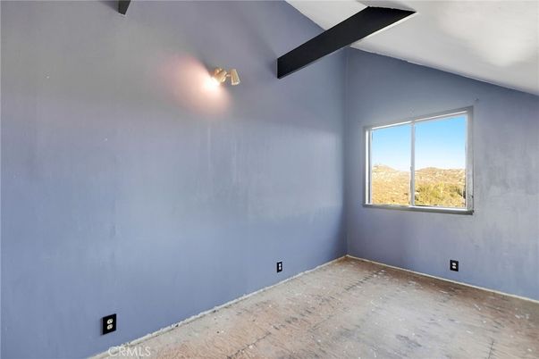 Empty room, Interior, Wooden Beams