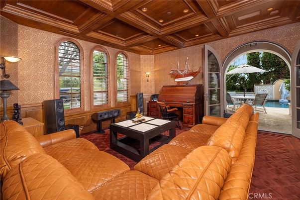 Home Office, Interior, Living room, Recessed Lighting, Wooden Beams, Wooden Ceilings, Wood Texture Flooring