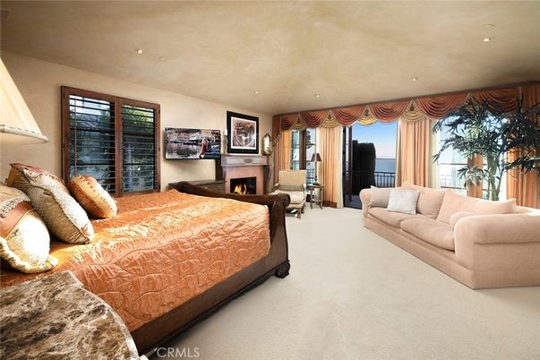 Bedroom, Fireplace, Interior, Living room, Recessed Lighting