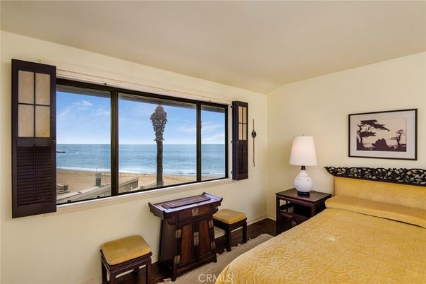 Bedroom, Interior, Water