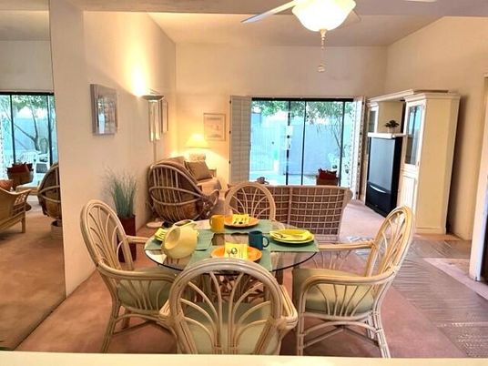 Dining room, Interior