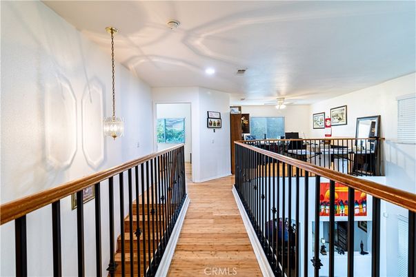 Interior, Pendant Lights, Recessed Lighting, Wood Texture Flooring