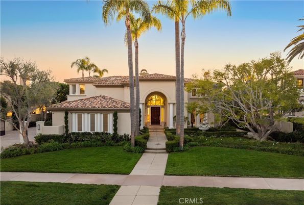 Backyard, Exterior, Facade, Mediterranean