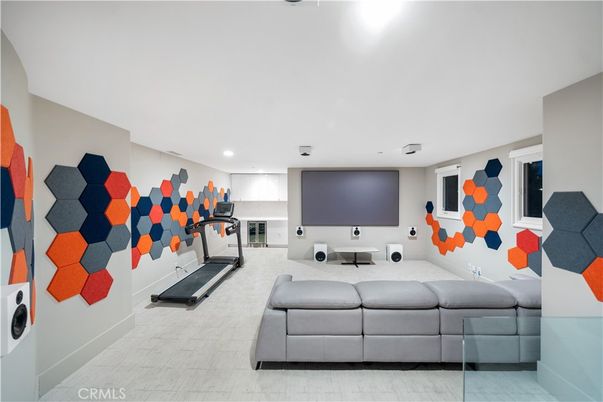 Fitness Equipment, Interior, Living room, Recessed Lighting