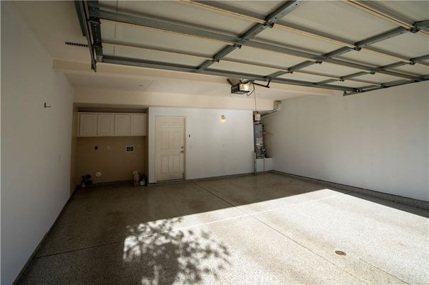 Garage, Interior