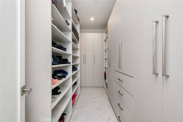 Interior, Marble, Recessed Lighting, Walk-in Closets
