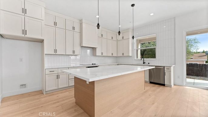 Interior, Kitchen, Pendant Lights, Recessed Lighting, Stainless Steel Appliances, Wood Texture Flooring