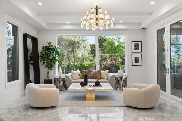 Chandelier, Interior, Living room, Marble, Recessed Lighting