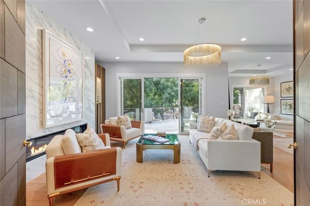 Fireplace, Interior, Living room, Pendant Lights, Recessed Lighting