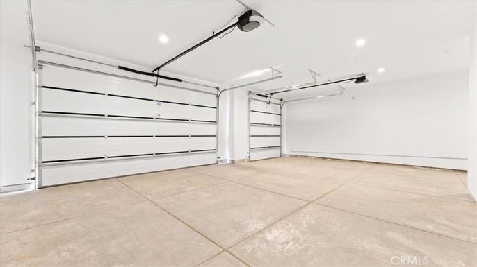 Garage, Interior, Recessed Lighting