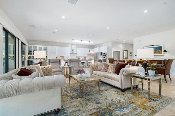 Dining room, Interior, Kitchen, Living room, Pendant Lights, Recessed Lighting, Stainless Steel Appliances