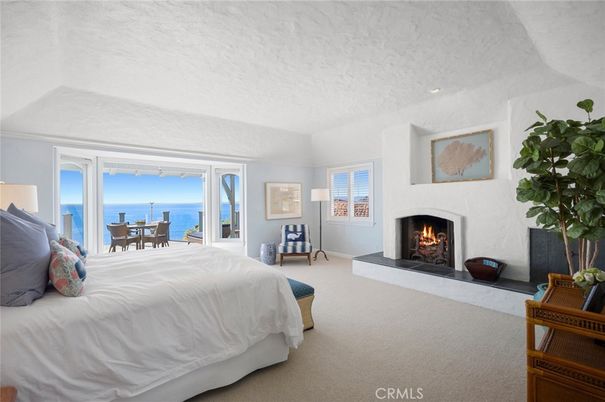 Bedroom, Fireplace, Interior, Recessed Lighting, Water