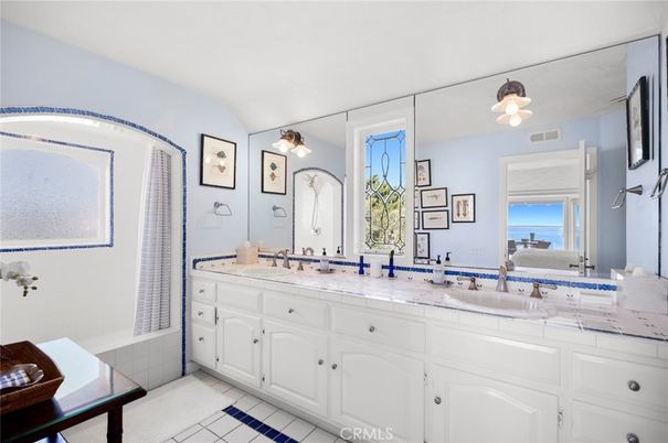 Bathroom, Dual Sink Vanities, Interior, Tile Countertops, Water