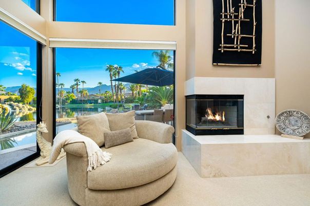 Fireplace, Interior, Living room, Water