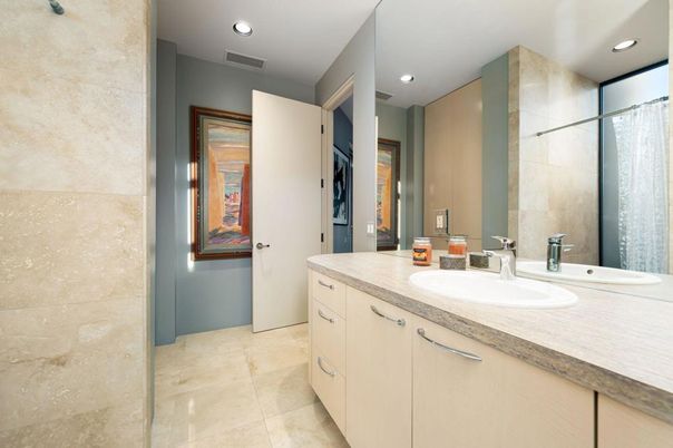 Bathroom, Dual Sink Vanities, Interior, Recessed Lighting