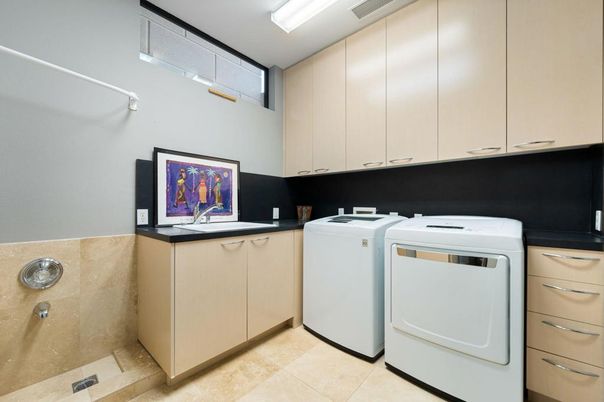 Interior, Washer