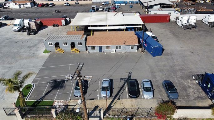 Exterior, Drone