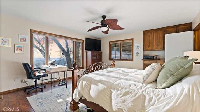 Bedroom, Home Office, Interior, Wood Texture Flooring