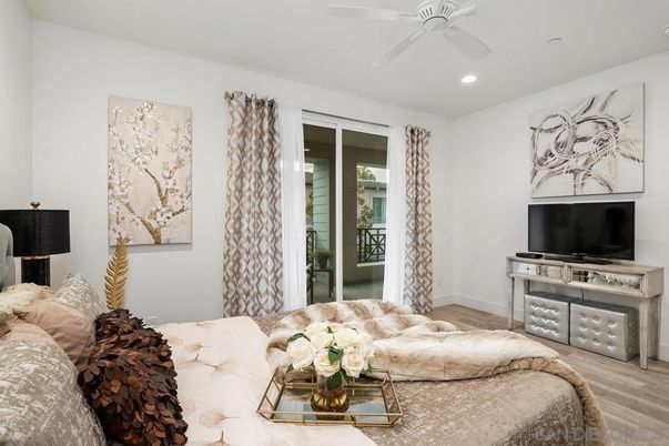 Bedroom, Interior, Living room, Recessed Lighting, Wood Texture Flooring