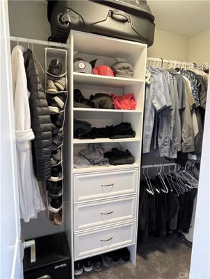 Interior, Walk-in Closets