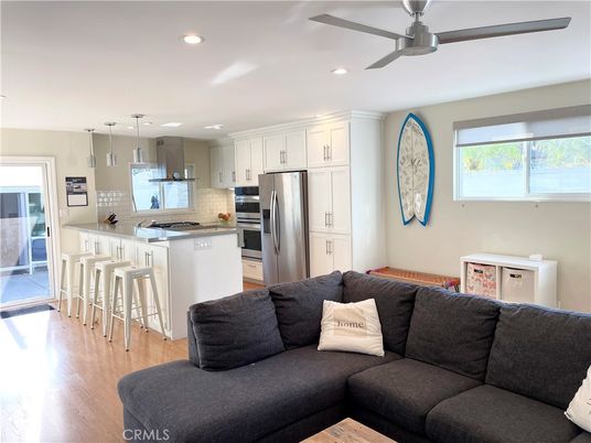 Interior, Kitchen, Living room, Pendant Lights, Recessed Lighting, Stainless Steel Appliances, Wood Texture Flooring