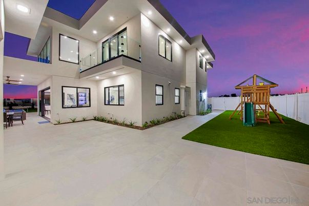 Backyard, Exterior, Playground