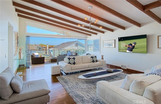 Interior, Living room, Pendant Lights, Wooden Beams, Wood Texture Flooring