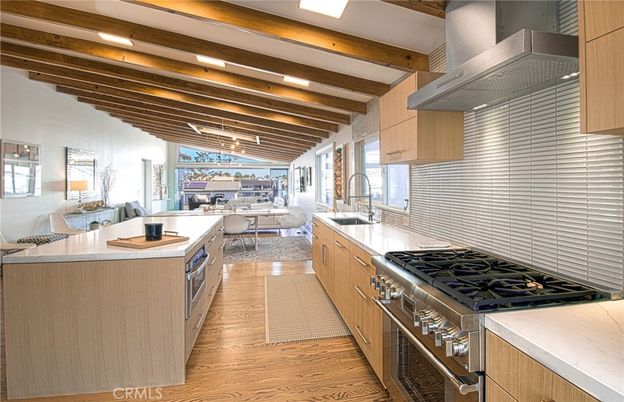 Dining room, Interior, Kitchen, Living room, Pendant Lights, Stainless Steel Appliances, Wooden Beams, Wood Texture Flooring