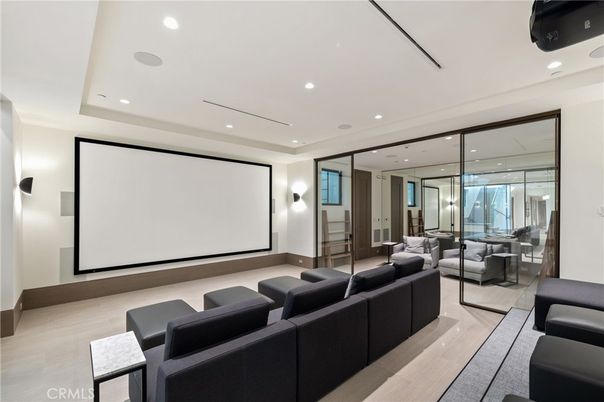 Interior, Projection Screen, Recessed Lighting, Theatre Room