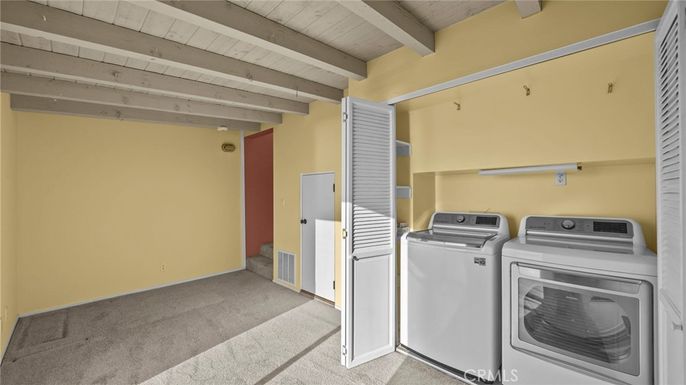 Interior, Washer, Wooden Beams, Wooden Ceilings