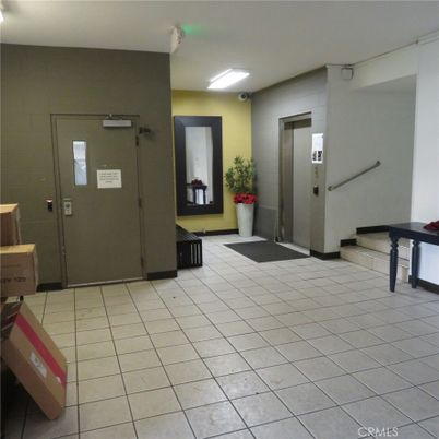 Elevator, Interior
