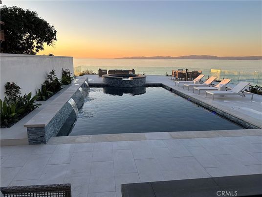 Exterior, Pool, Water