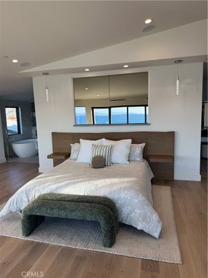 Bedroom, Interior, Pendant Lights, Recessed Lighting, Water, Wood Texture Flooring