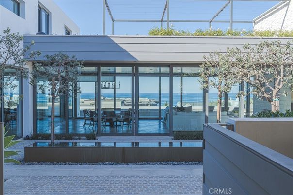 Exterior, Water