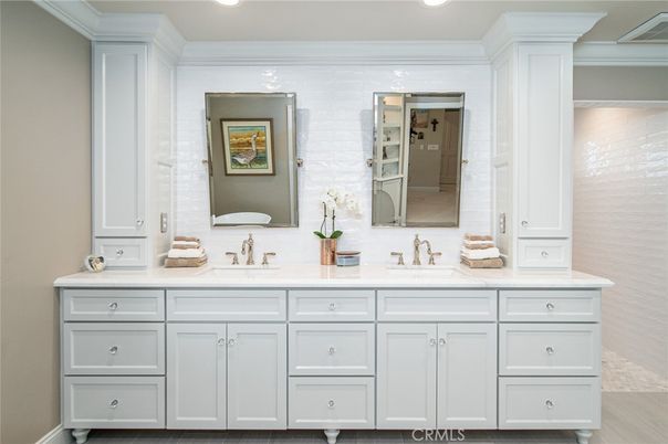 Bathroom, Dual Sink Vanities, Interior, Recessed Lighting, Wood Texture Flooring