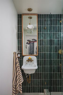 Bathroom, Interior, Pendant Lights