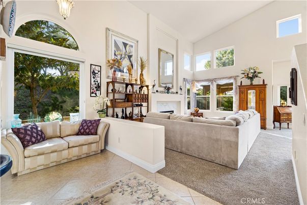 Chandelier, Fireplace, Interior, Living room