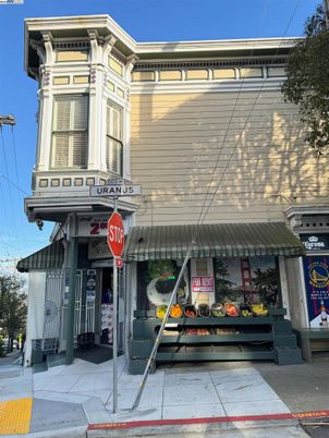 Exterior, Facade, None