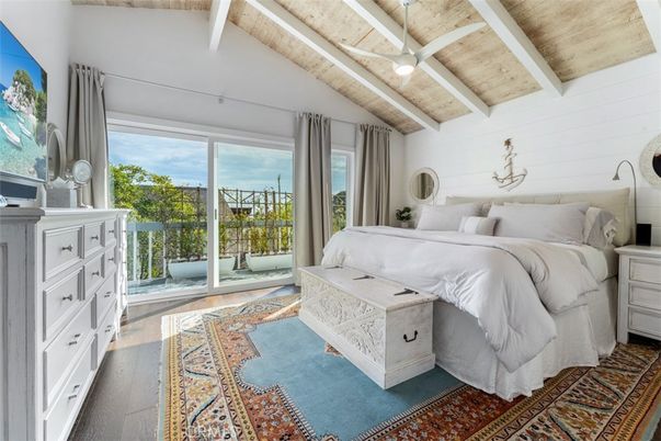 Bedroom, Interior, Water, Wooden Beams, Wooden Ceilings, Wood Texture Flooring