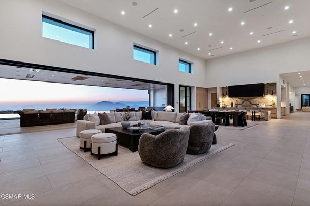 Interior, Living room, Pendant Lights, Recessed Lighting, Water