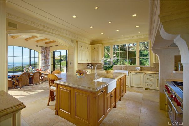 Dining room, Interior, Kitchen, Recessed Lighting, Stainless Steel Appliances, Water