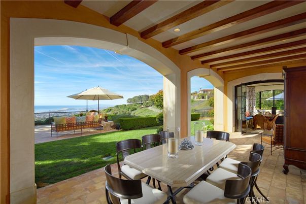 Backyard, Exterior, Water, Wooden Beams